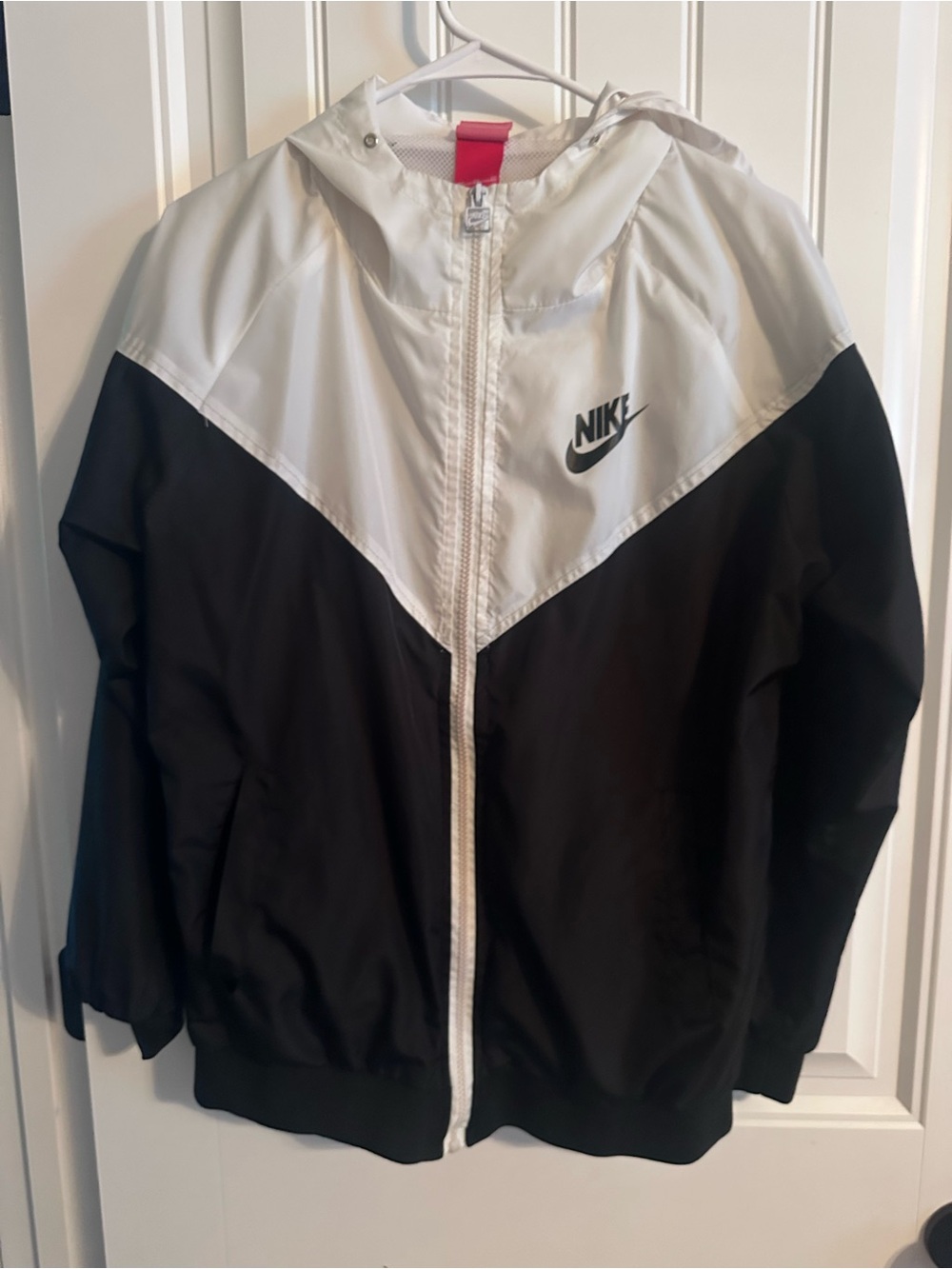 Nike Black & White Hooded Windbreaker Jacket